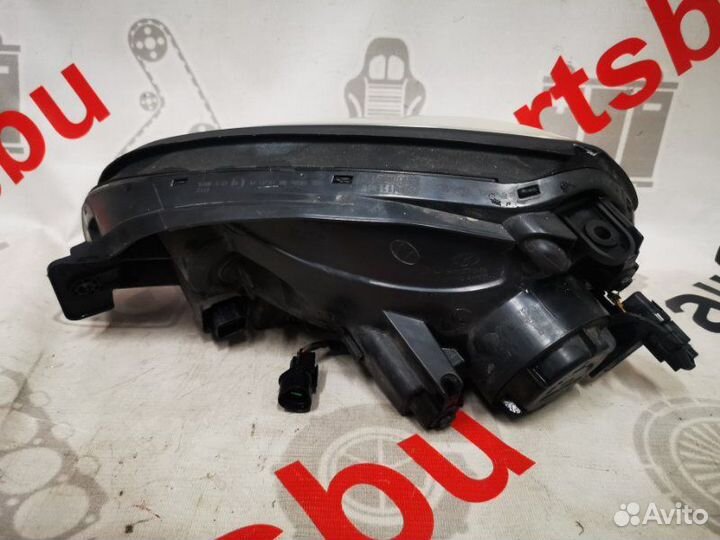 Фара правая Hyundai Tucson 2 2006