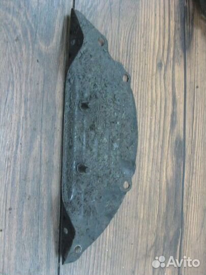 Кожух маховика Toyota Camry (XV10) IV (1991–1996)