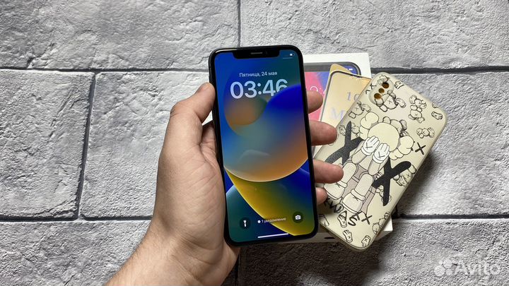 iPhone X, 64 ГБ