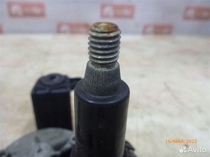 Мотор стеклоочистителя задний Chevrolet Cruze J305