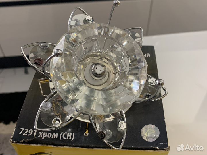 Светильник потолочный встраиваемый