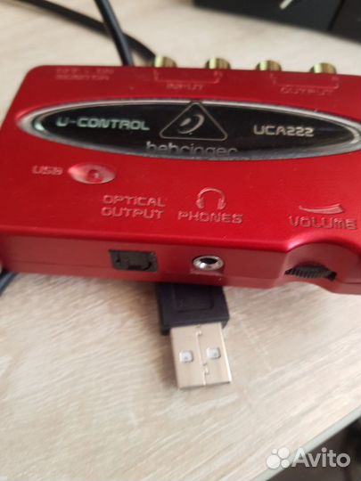 Behringer UCA 222 U-Control аудиоинтерфейс