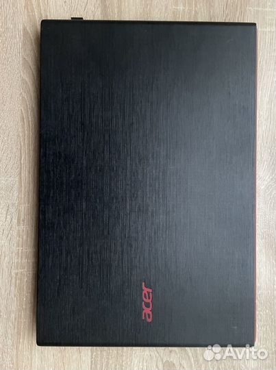 Ноутбук acer Aspire E5-573 series красный