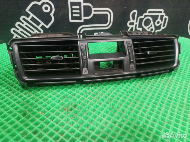 Воздуховод/дефлектор центральный mitsubishi lancer