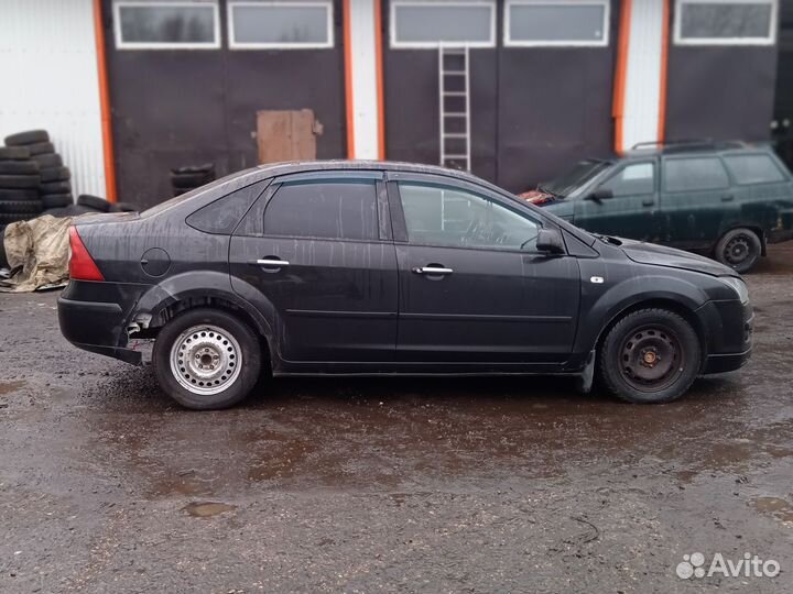 В разборе Ford focus 2