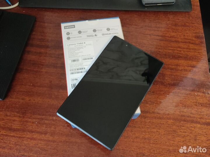 Планшет TAB 4 (8