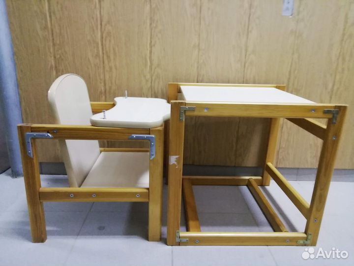 Детский стол и стул