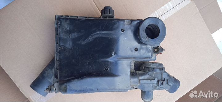 Корпус воздушного фильтра Opel Astra f