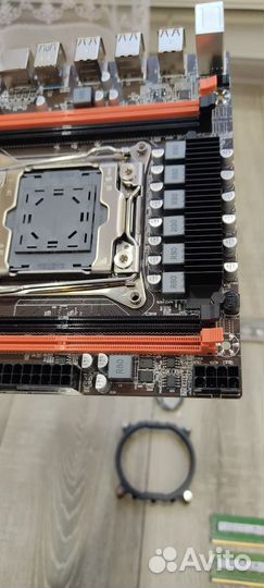Материнка+проц 10 ядер+16 оперы