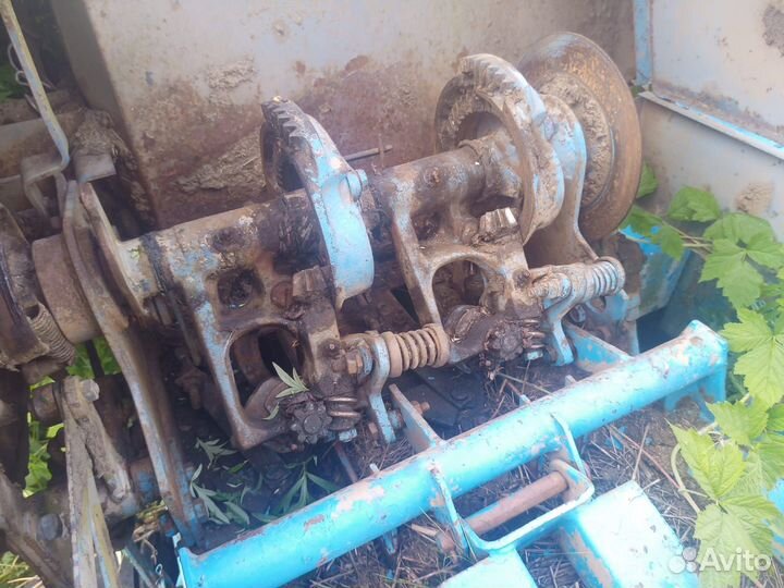 Пресс-подборщик Fortschritt К-453, 1990