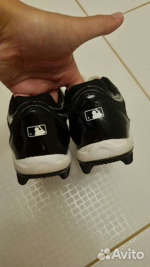 Бутсы бейсбол Under Armour, 35, оригинал