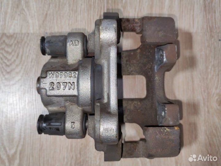 Суппорт задний правый Bmw 3 F30 N20B20 2012