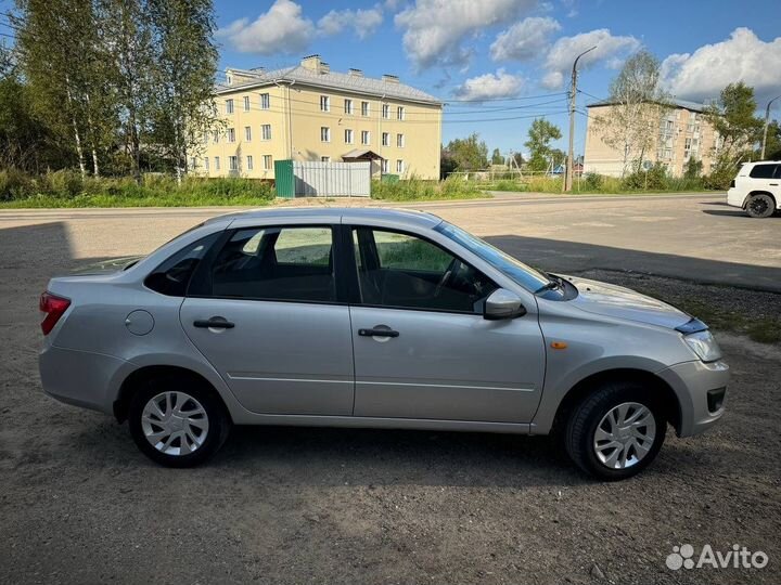 LADA Granta 1.6 МТ, 2016, 121 000 км