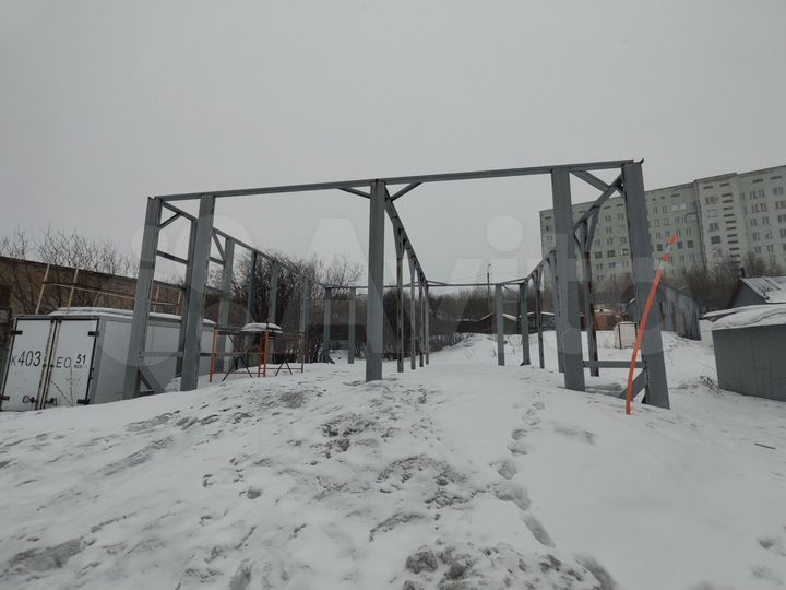 Гараж, > 30 м²