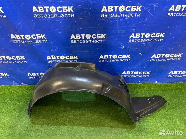 Подкрылок передний правый Chevrolet Lacetti J200