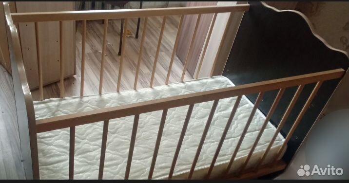 Кровать с матрасом бу
