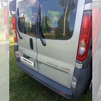 Opel Vivaro 2.0 MT, 2008, 192 000 км, с пробегом, цена 1 370 000 руб.