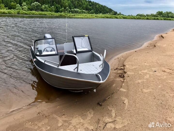 Алюминиевая лодка катер Тактика-490 DC