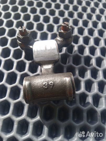 Kawasaki ZL750, GPZ750R, GPZ900R коромысло