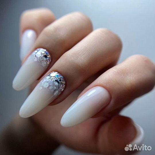 Наращивание ногтей гелем