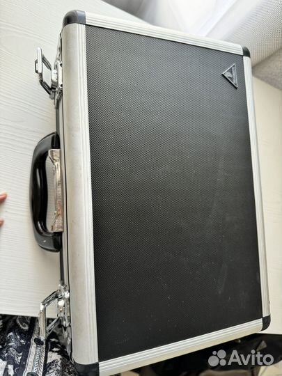 Студийный микрофон behringer b-1