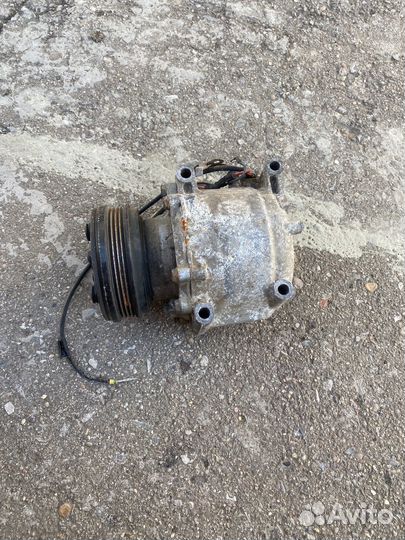 Компрессор кондиционера Honda jazz fit
