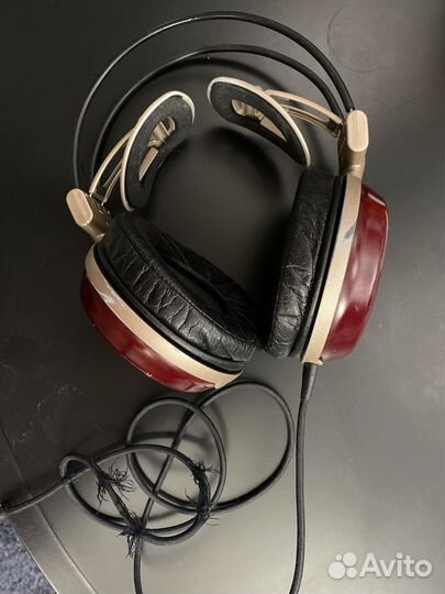 Наушники Audio-Technica ATH-W1000