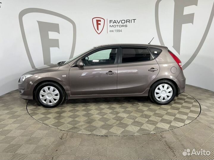 Hyundai i30 1.6 МТ, 2011, 172 792 км