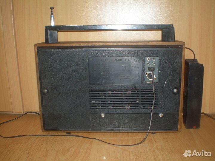Радиоприёмник Океан 203