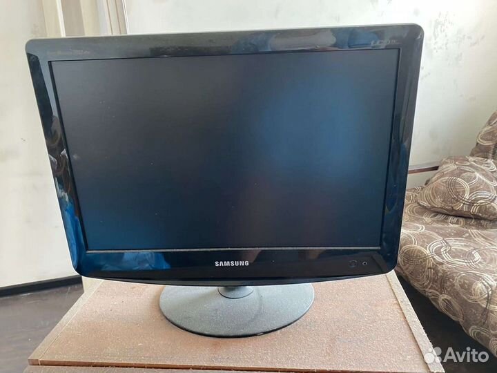 Монитор Philips