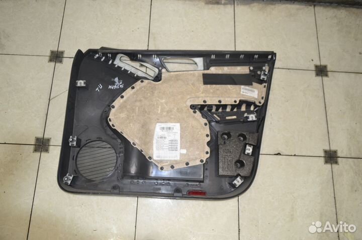 Обшивка двери передняя левая Volkswagen Tiguan