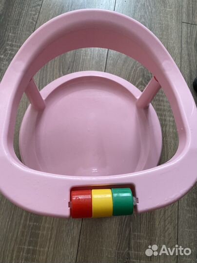 Стульчик для купания в ванной