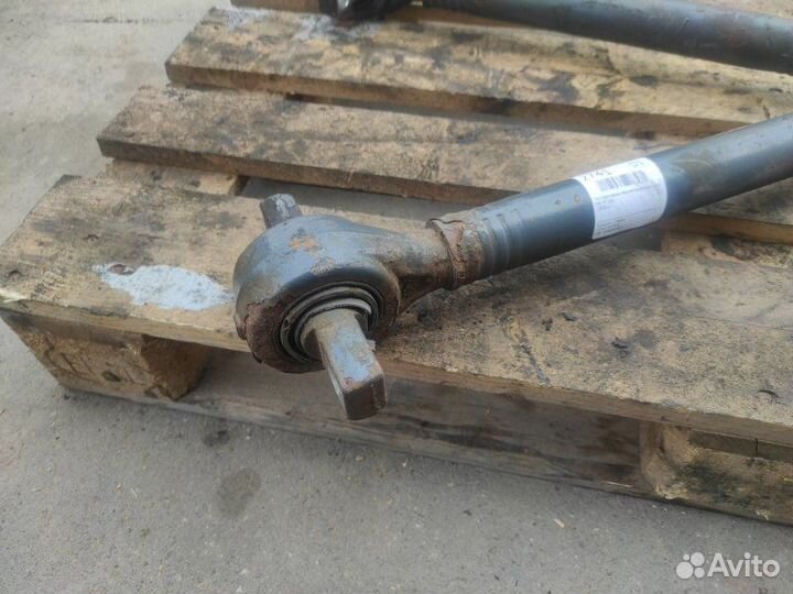 Тяга реактивная верхняя редуктора заднего моста