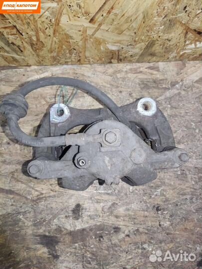 Суппорт тормозной передний правый Opel Astra J