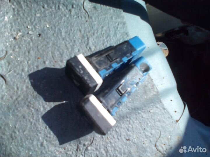 Кнопки подогрева сидений Хёндай ай 20,Hyundai i 20