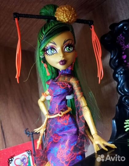 Кукла Монстер Хай Джинафаер Скариж