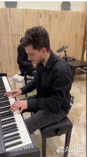 Индивидуальные уроки игры на пианино