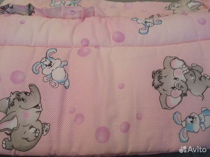 Бортики в кроватку