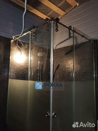 Душевая кабина из стекла