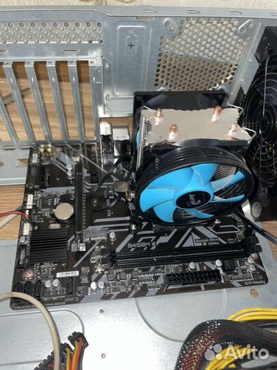 Материнская плата с процессором