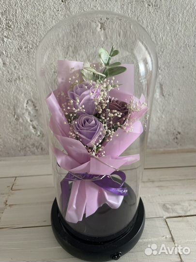 Цветок в колбе