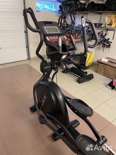 Эллипсоидный тренажер Sole e35