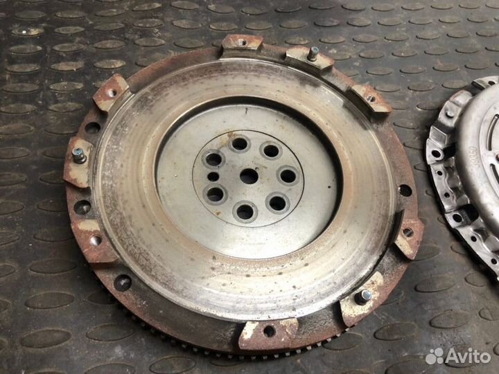 Комплект сцепления Kia Sportage 3 маховик корзина
