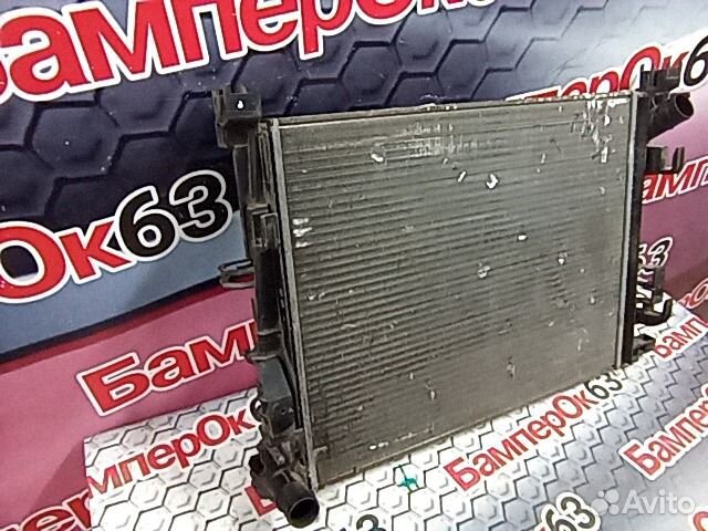 Радиатор охлаждения Renault Duster HSA 2010 (б/у)