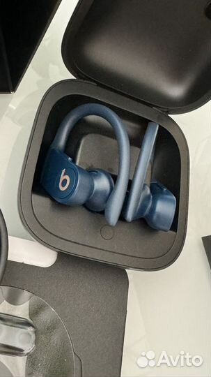 Powerbeats pro синий новые