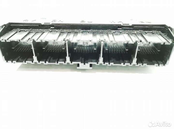 Блок управления пневмоподвеской Land Rover 5