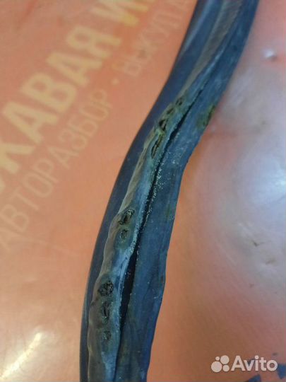 Уплотнительная резинка Renault Logan 2 1 2017