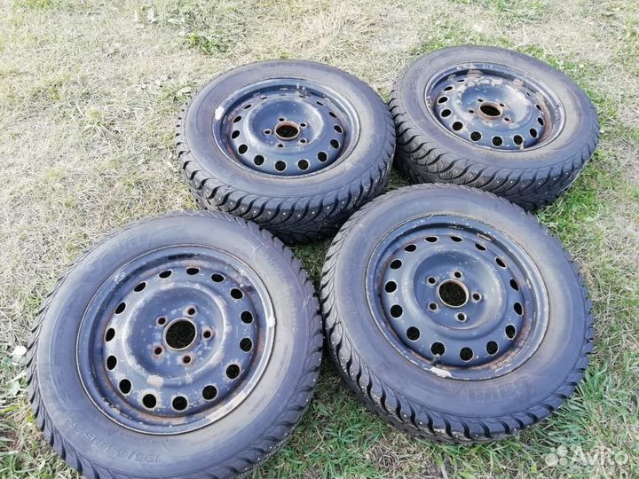 Колеса на штампованных дисках на Киа Сид