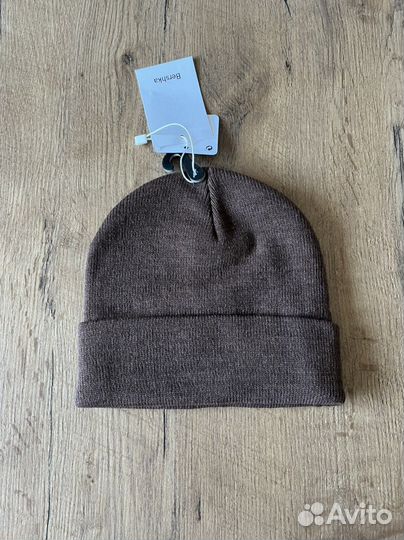 Шапка Bershka новая,оригинал