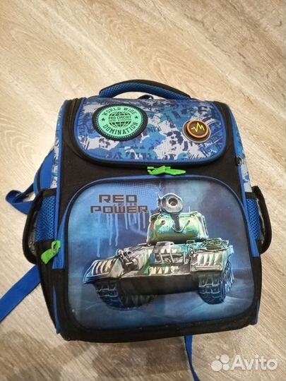 Рюкзак школьный ранец для мальчика бу 1 год